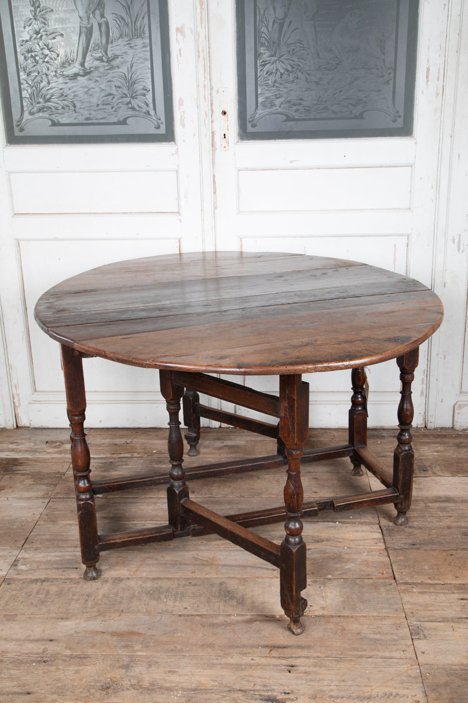 Country Oak and Elm Gateleg Table