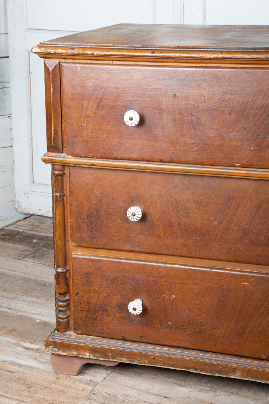 Large French 3 Drawer Dresser wish White Knobs and Light Top